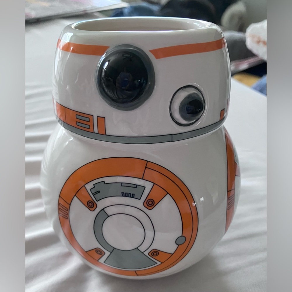 EUC Star Wars BB-8 mug